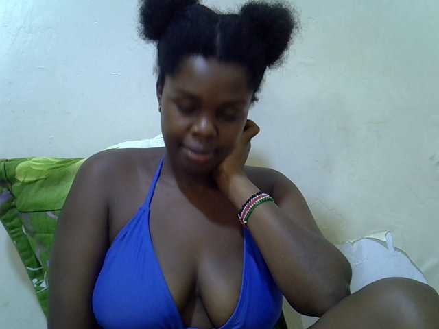 pretty-kimmy live cam on BongaCams