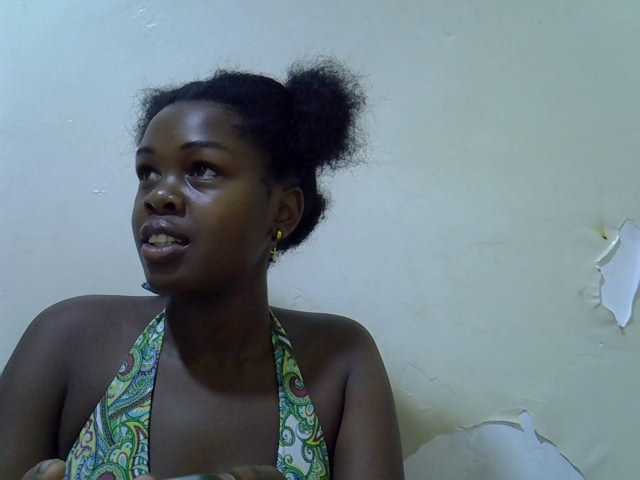 pretty-kimmy live cam on BongaCams