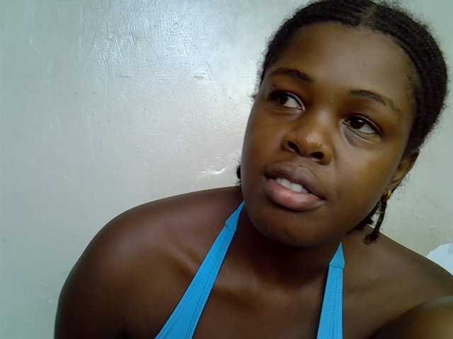 pretty-kimmy live cam on BongaCams