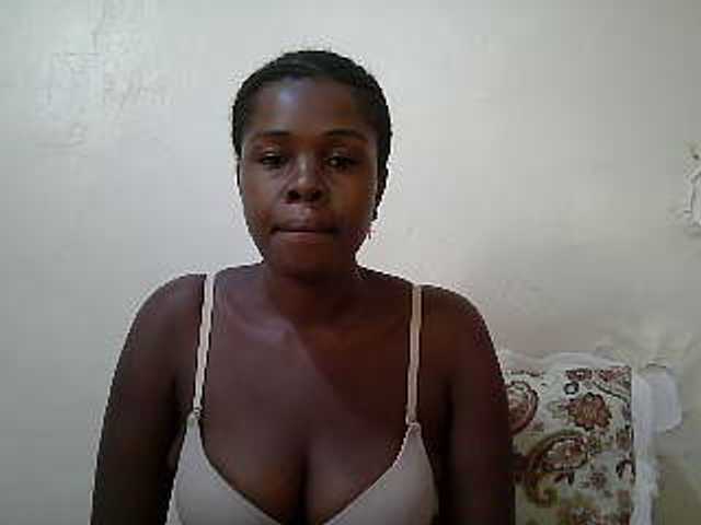 pretty-kimmy live cam on BongaCams