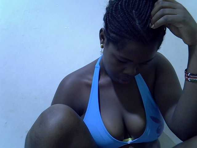 pretty-kimmy live cam on BongaCams