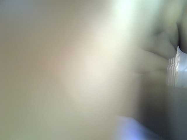 pretty-kimmy, en vivo ahora en BongaCams