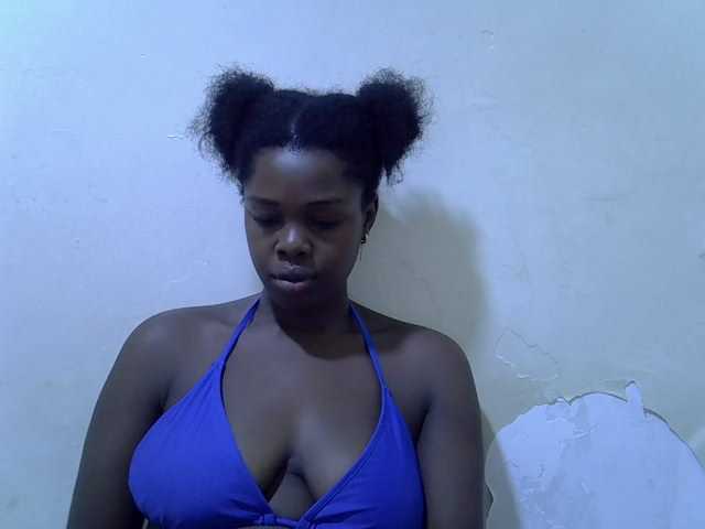 pretty-kimmy live cam on BongaCams