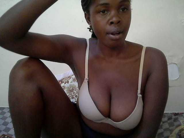 pretty-kimmy live cam on BongaCams