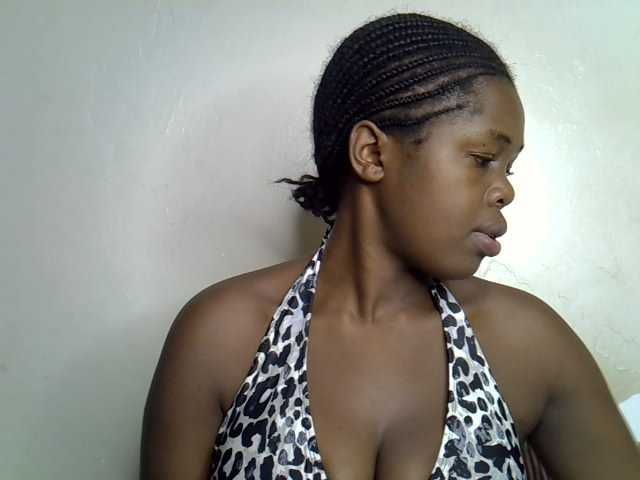 pretty-kimmy live cam on BongaCams