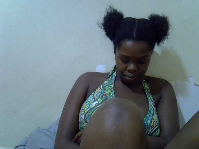 pretty-kimmy live cam on BongaCams