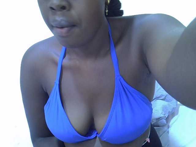 pretty-kimmy live cam on BongaCams