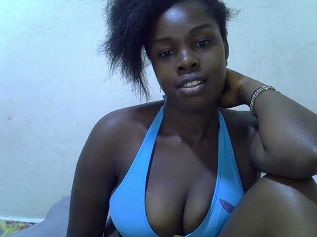 pretty-kimmy live cam on BongaCams