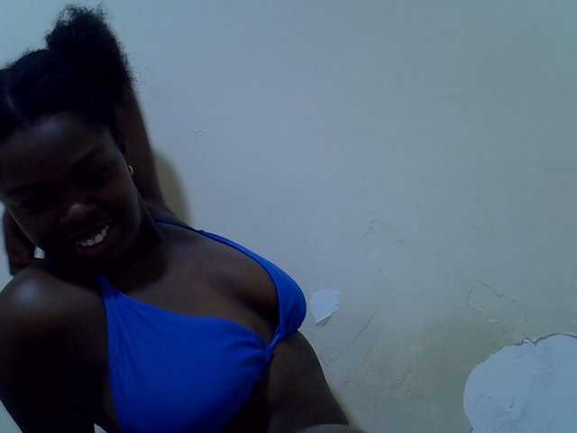 pretty-kimmy live cam on BongaCams