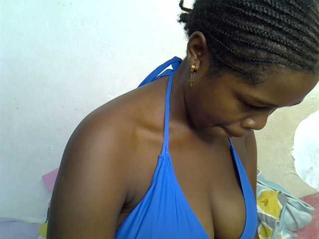 pretty-kimmy live cam on BongaCams