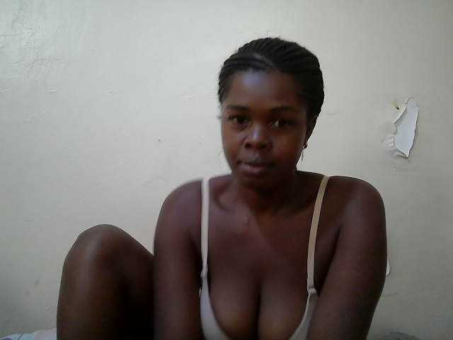 pretty-kimmy live cam on BongaCams