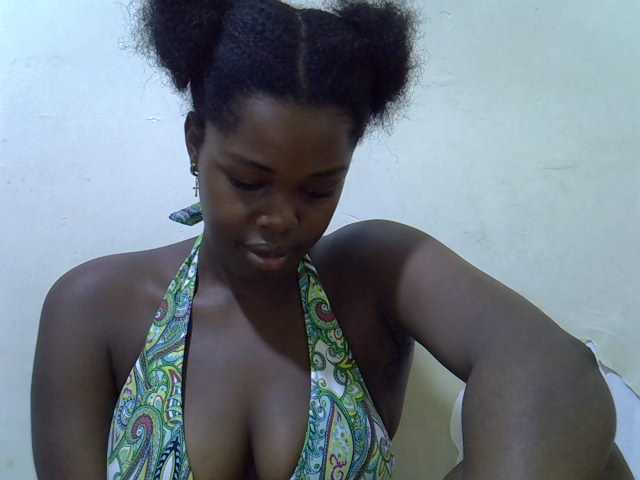 pretty-kimmy live cam on BongaCams