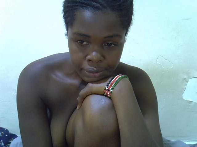 pretty-kimmy live cam on BongaCams