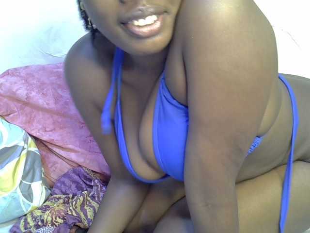 pretty-kimmy live cam on BongaCams