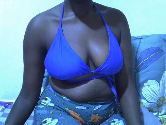 pretty-kimmy live cam on BongaCams