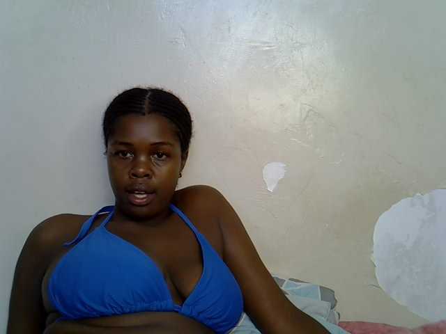 pretty-kimmy live cam on BongaCams