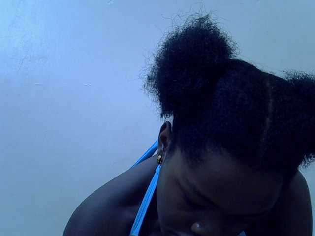 pretty-kimmy live cam on BongaCams
