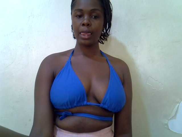 pretty-kimmy live cam on BongaCams