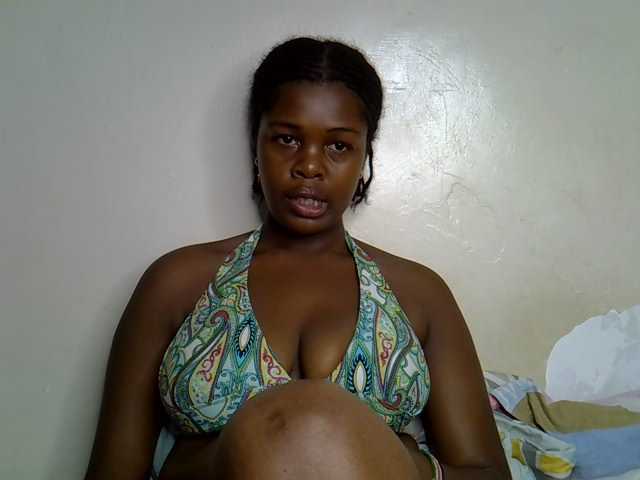 pretty-kimmy live cam on BongaCams