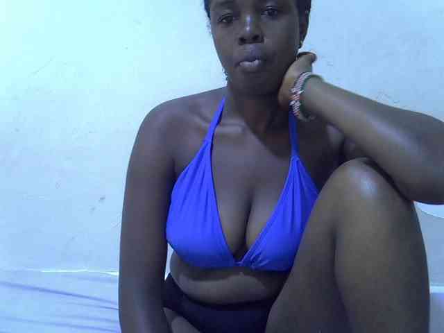 Model: pretty-kimmy