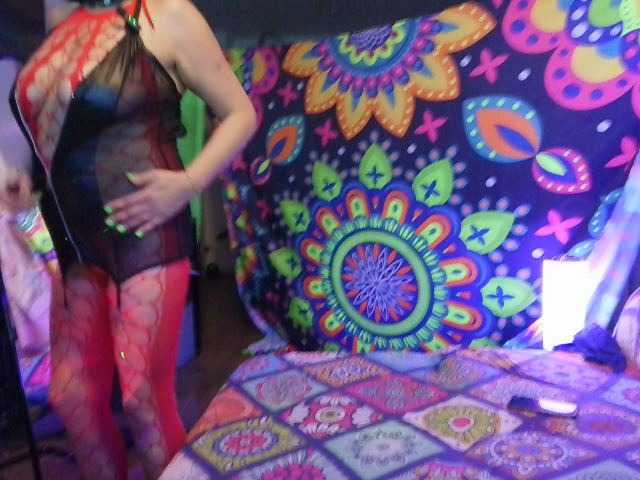 KingaErwinCA live cam on BongaCams