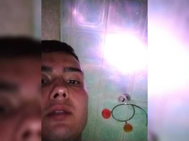 Milkyblack webcam