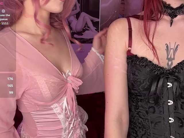 Lana-and-Jana