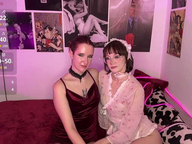 Lana-and-Jana