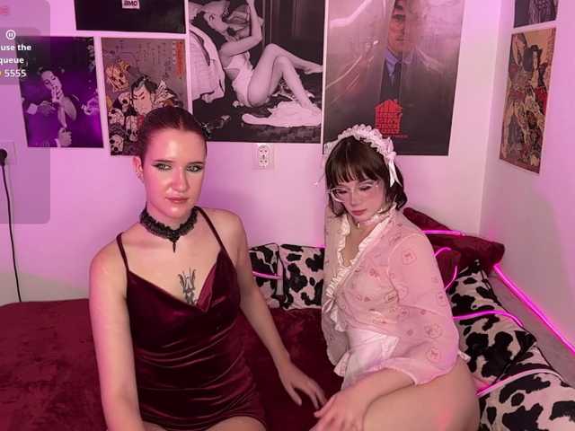 Lana-and-Jana