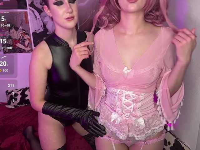 Lana-and-Jana
