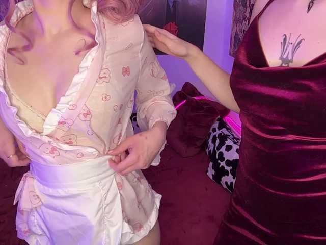 Lana-and-Jana