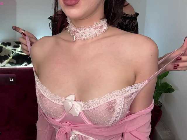 Lana-and-Jana