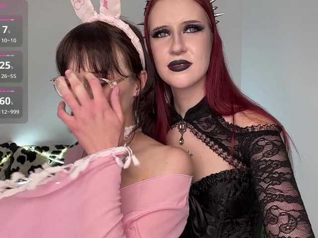 Lana-and-Jana