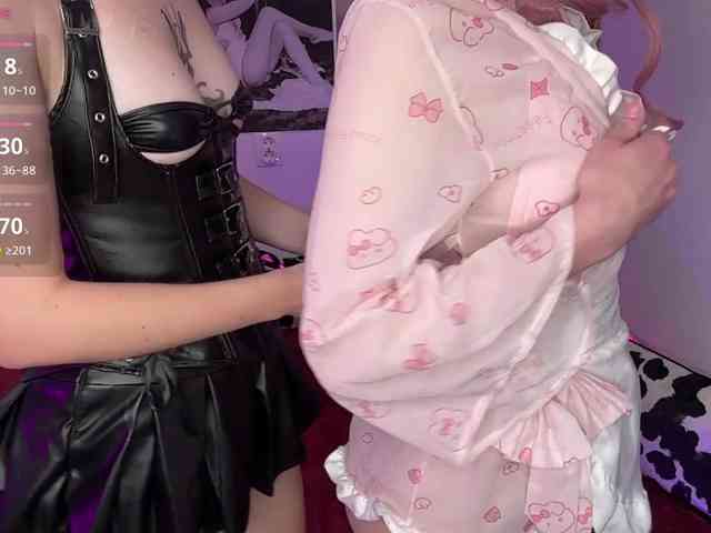 Lana-and-Jana