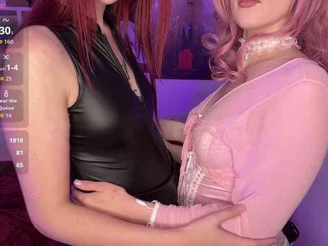 Lana-and-Jana webcam