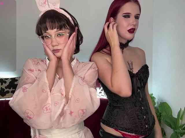 Lana-and-Jana