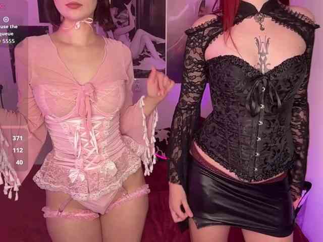 Lana-and-Jana