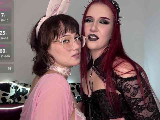Lana-and-Jana