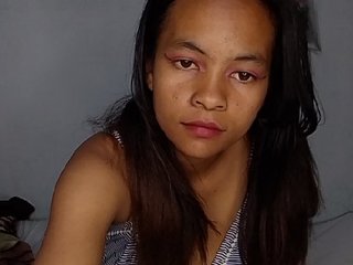 Sarah-71's Live Webcam