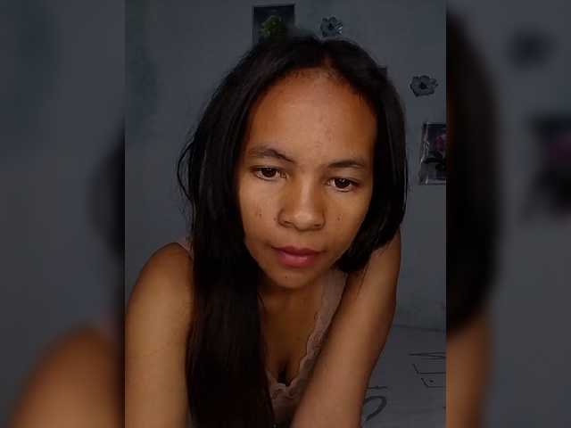 Sarah-71 live cam on BongaCams