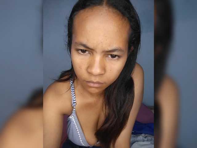 Sarah-71 live cam