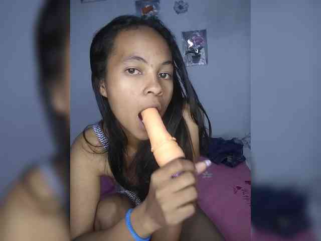 Sarah-71