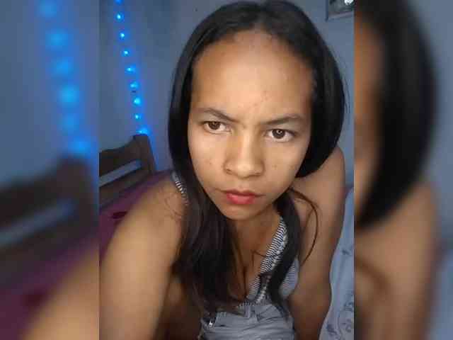 Sarah-71