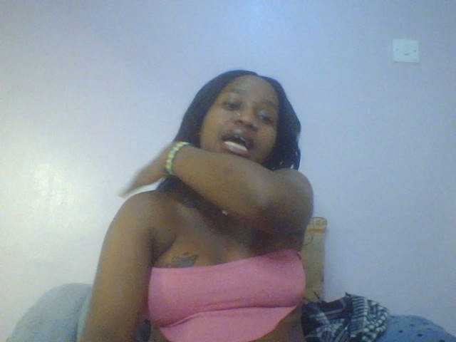 Evee live cam on BongaCams