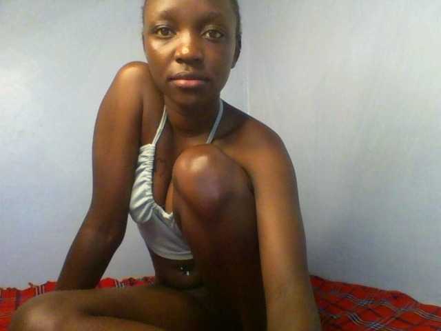 Evee live cam on BongaCams