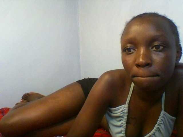 Evee live cam on BongaCams