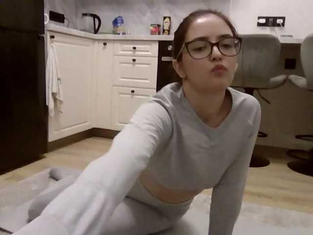 mrssnowy live cam on BongaCams