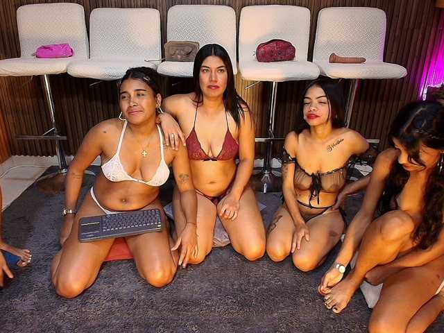 LatinsSquirting