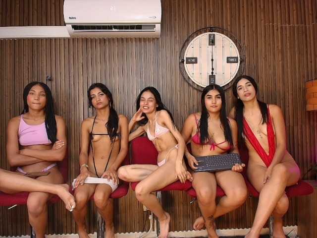 LatinsSquirting live cam on BongaCams