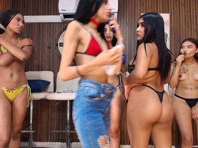 Live трансляция LatinsSquirting - slutnetki.online